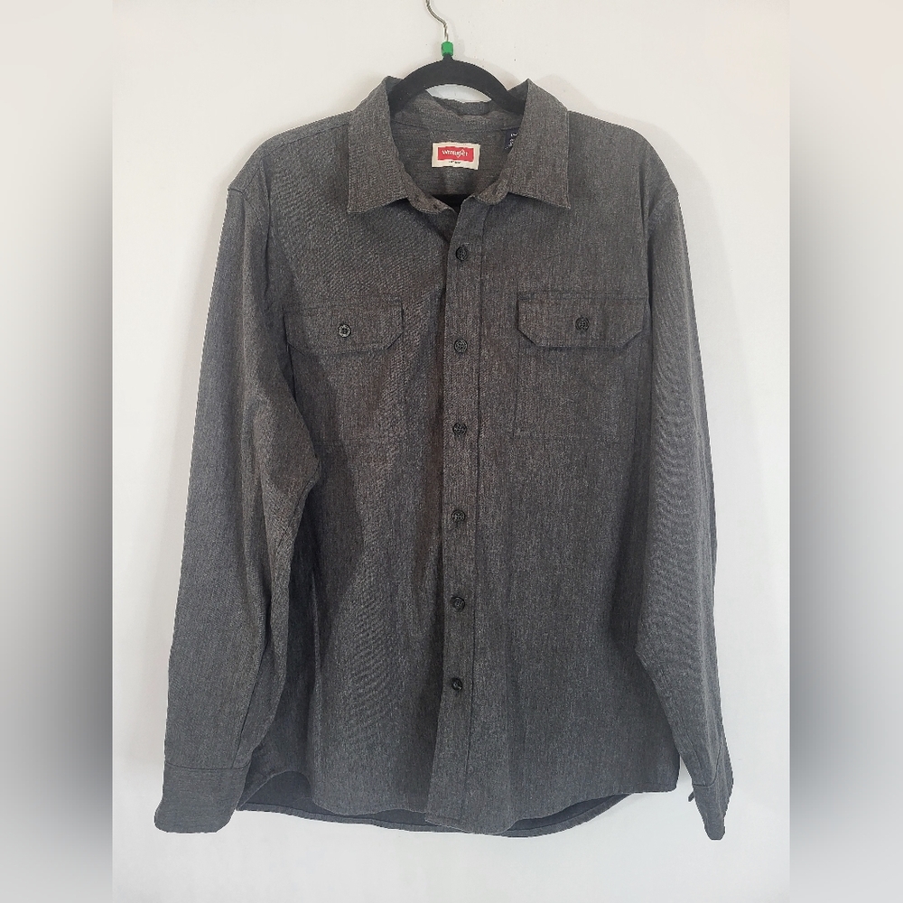 Wrangler Men's Long Sleeve Button Up Grey Double Pocket Utility Shirt Size Large